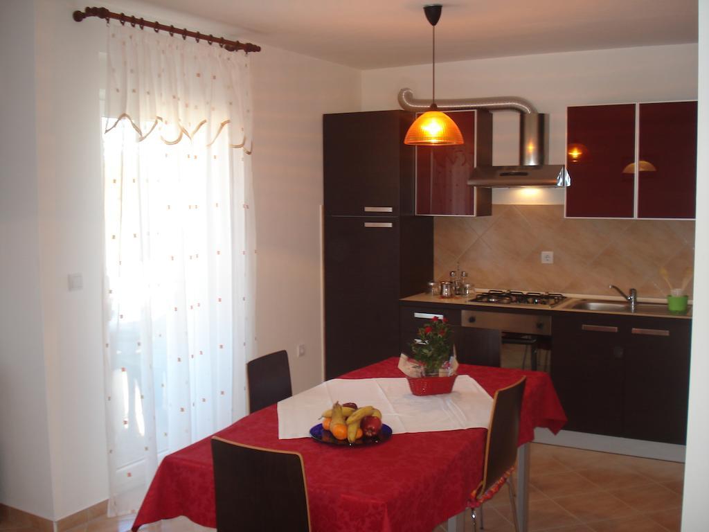 Apartments Buzleta II Fažana Szoba fotó