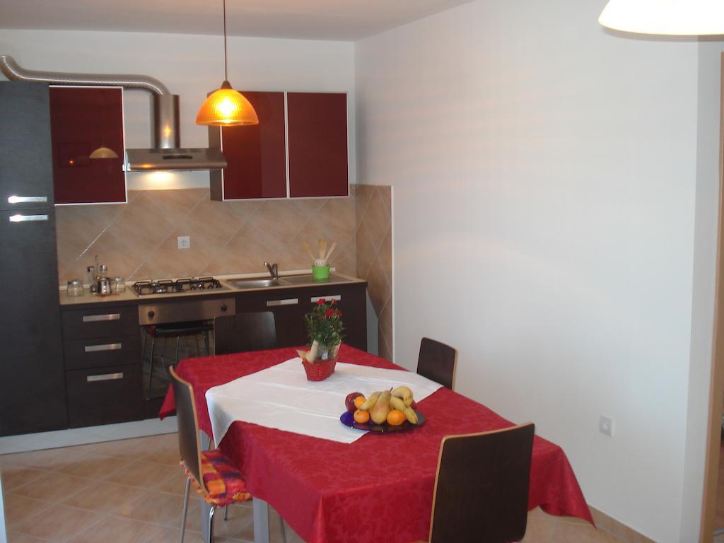 Apartments Buzleta II Fažana Szoba fotó